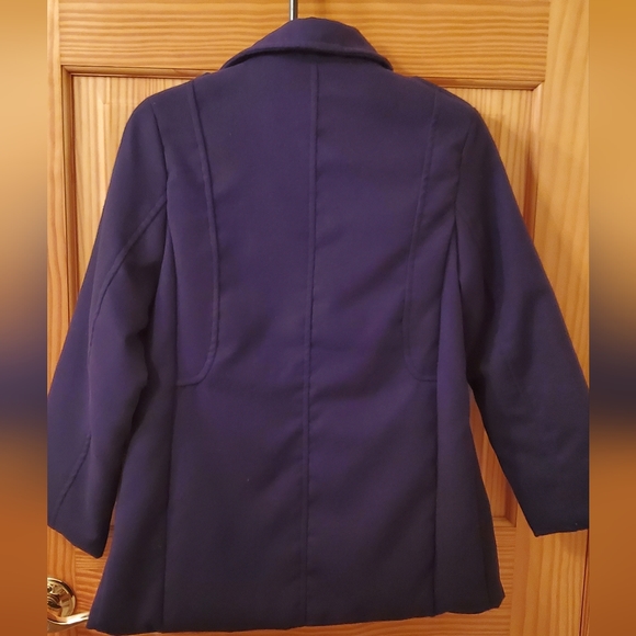 Coat - Picture 2 of 3